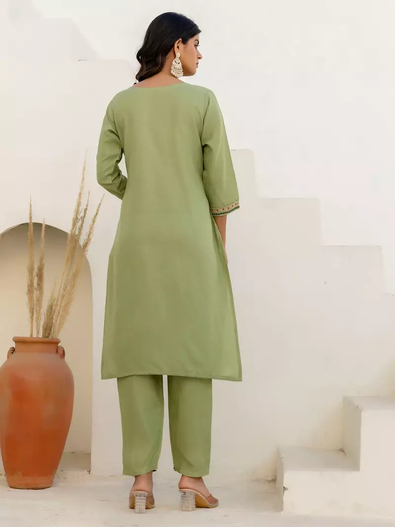 Floral embroidered cotton round neck kurta trosuer & dupatta set