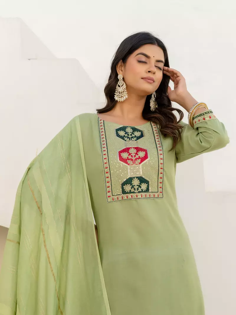 Floral embroidered cotton round neck kurta trosuer & dupatta set