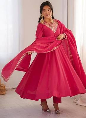 Pink silk blend zari dori sequeince embroidered work anarkali set full stitch 3