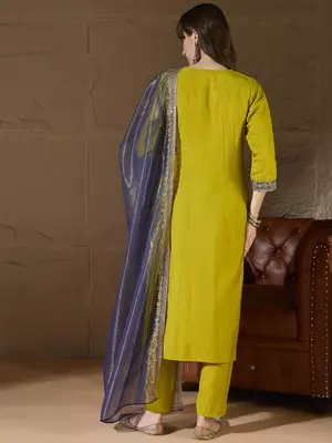 Floral embroidered silk round neck kurta trosuer & dupatta set 2
