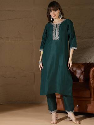 Floral embroidered cotton round neck kurta trosuer & dupatta set 3