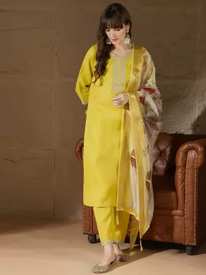 Floral embroidered cotton round neck kurta trosuer & dupatta set 2