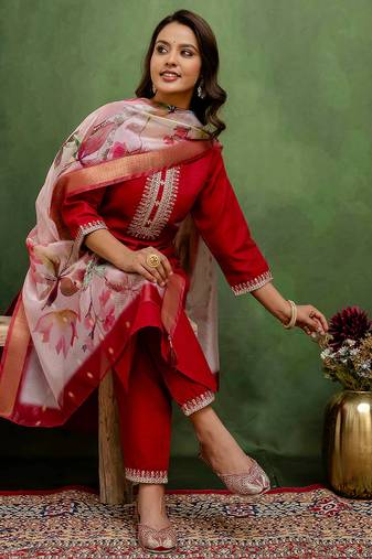Floral embroidered cotton round neck kurta trosuer & dupatta set