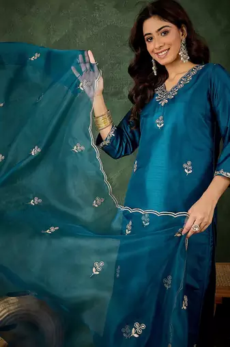 Floral embroidered silk v neck kurta trosuer & dupatta set