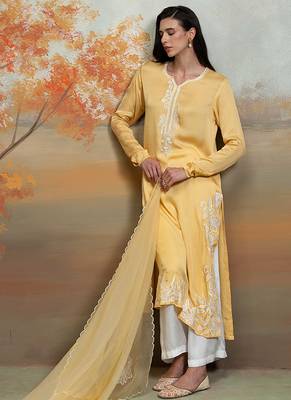 Pastel yellow embroidered modal satin kurta set 2