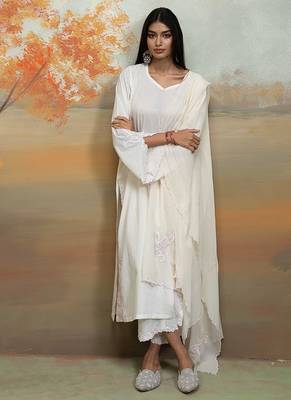 Pure white embroidered mulmul kurta set 3