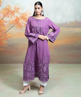 Purple embroidered mulmul kurta set 2
