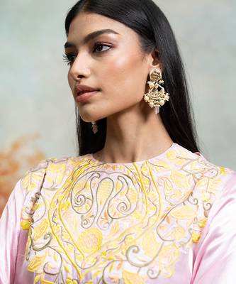 Baby pink embroidered ganghi silk kurta set 3