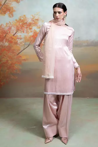 Pastel pink embroidered ganghi silk kurta set