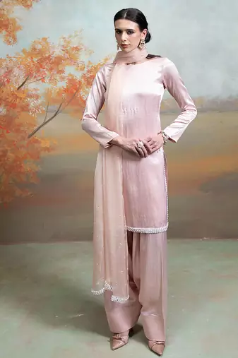 Pastel pink embroidered ganghi silk kurta set
