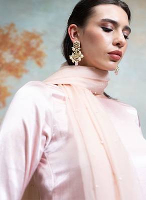 Pastel pink embroidered ganghi silk kurta set 5