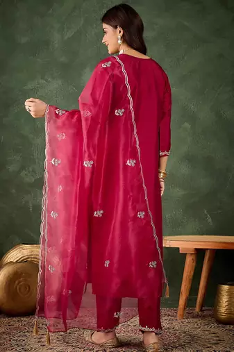 Floral embroidered silk v neck kurta trosuer & dupatta set