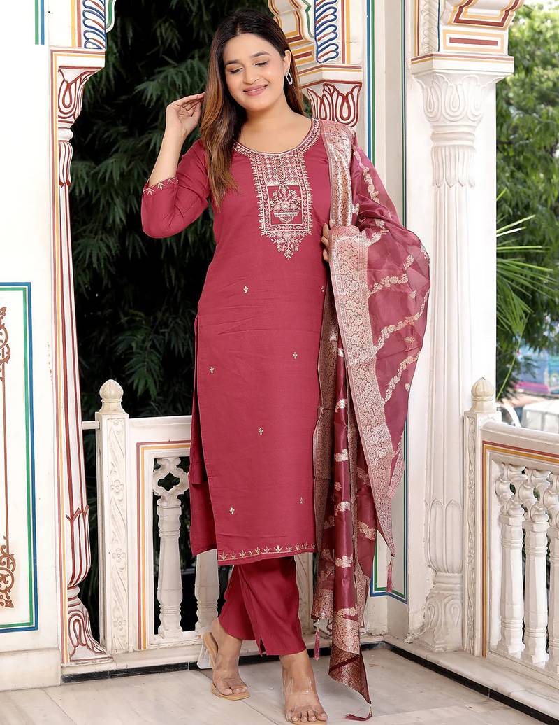 Floral embroidered rayon round neck kurta trosuer & dupatta set