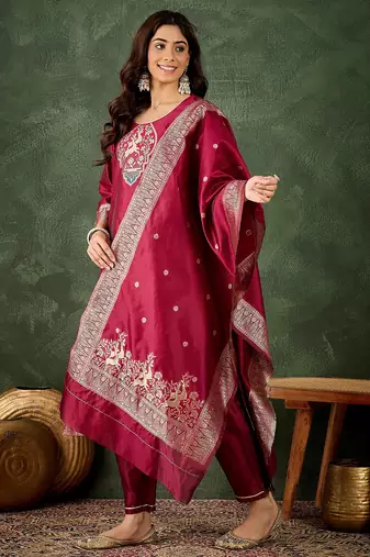 Floral embroidered silk round neck kurta trosuer & dupatta set