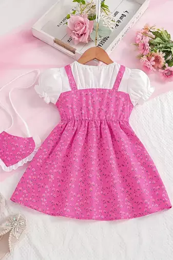 Pink floral print puff sleeve fit & flare girls dress with heart sling bag
