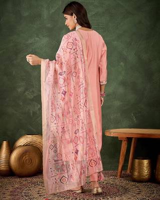 Floral embroidered silk round neck kurta trosuer & dupatta set 2