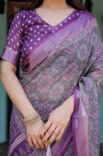 purple colour Ready to wear saree with unstitched blouse