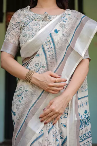 off white ready made saree