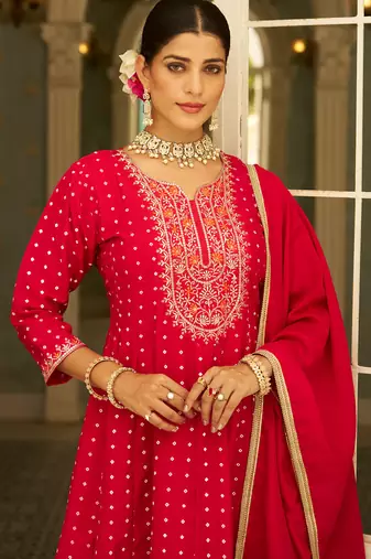 Floral embroidered silk blend v neck kurta trosuer & dupatta set