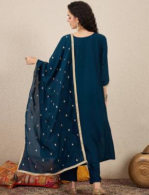 Floral embroidered silk blend round neck kurta trosuer & dupatta set 2