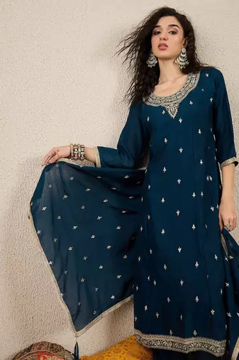 Floral embroidered silk blend round neck kurta trosuer & dupatta set