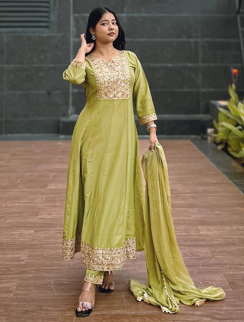 Floral embroidered silk round neck kurta trosuer & dupatta set