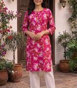 Woman Floral Printed Kurti - Magenta