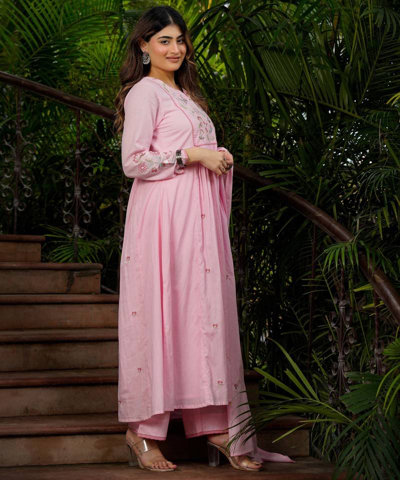 Pink chanderi silk sequence embroidered round neck kurta set with dupatta