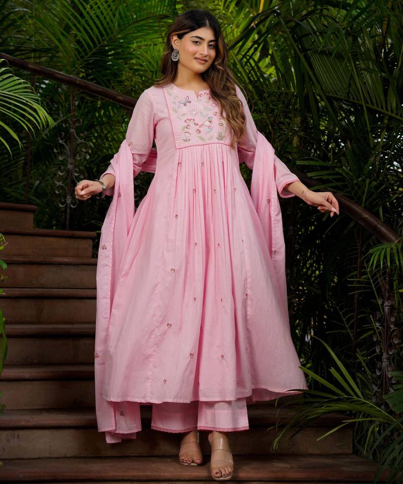 Pink chanderi silk sequence embroidered round neck kurta set with dupatta