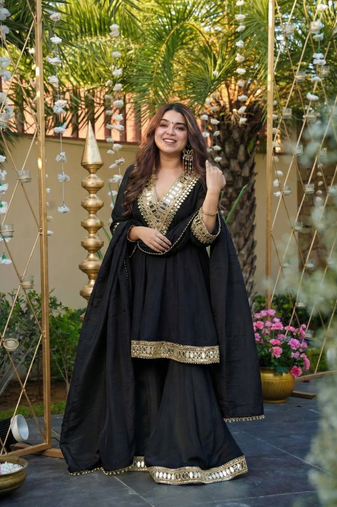 Black chinon silk mirror embroidered v neck kurta palazzo set with dupatta