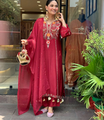 Maroon chanderi silk sequence embroidered v neck kurta set with dupatta
