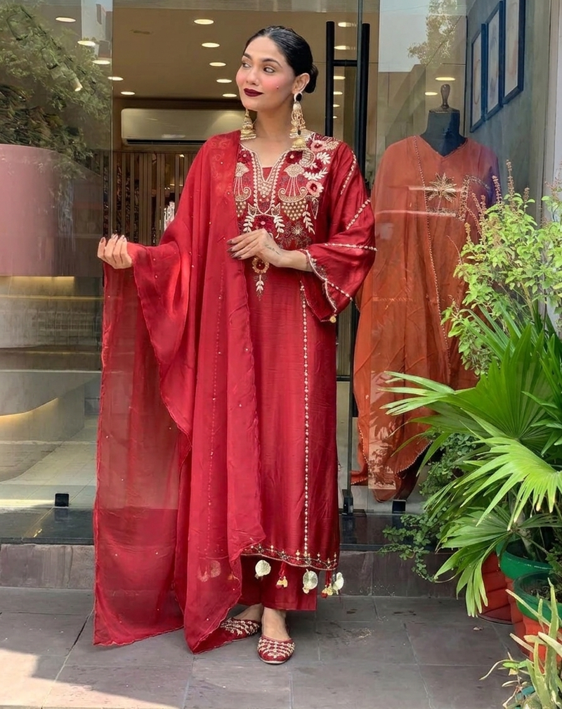 Maroon chanderi silk sequence embroidered v neck kurta set with dupatta