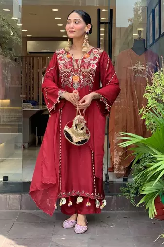 Maroon chanderi silk sequin embroidered v neck kurta set with dupatta