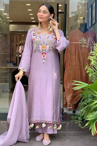 Lavender chanderi silk sequin embroidered v neck kurta set with dupatta