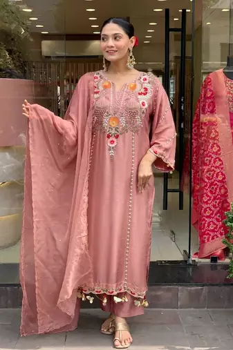 Peach chanderi silk sequence embroidered v neck kurta set with dupatta