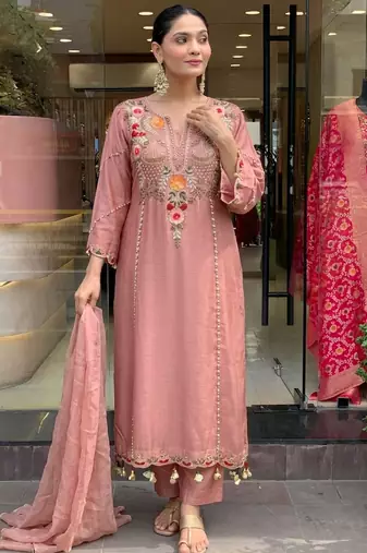 Peach chanderi silk sequin embroidered v neck kurta set with dupatta