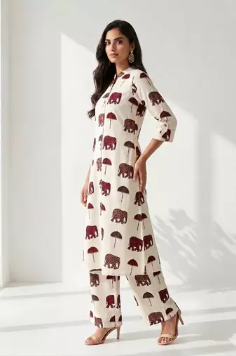 Women new trendy off-white & maroon red elephant print cotton kurta with palazzos