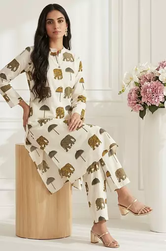 Women new trendy off-white & mustard yellow elephant print cotton kurta with palazzos