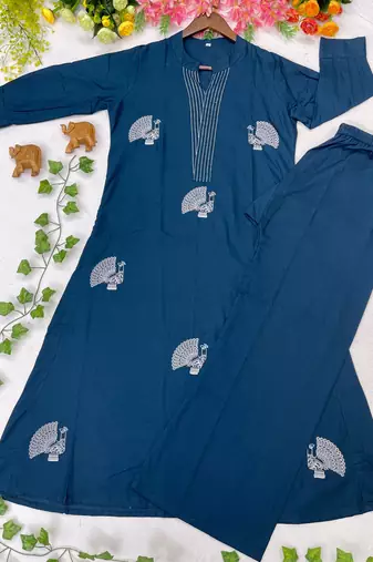 Women blue cotton printed kurta with trousers co-ord set