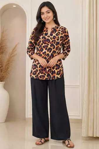 Women latest animal print crepe top with palazzo set