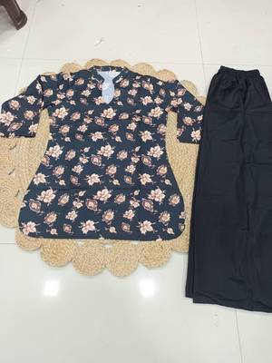 Women black & beige floral printed cotton kurti with black wide-leg palazzo set 4