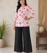 Women white & rani pink bold floral printed cotton kurti with black wide-leg palazzo set