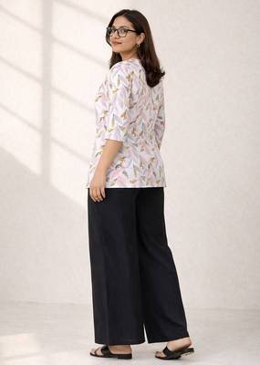 Womens pink flower floral printed short kurti with beige palazzo set 3