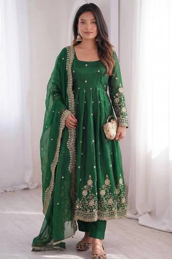 Womens new latest trendy elegant green  embroidered anarkali suit set with scalloped dupatta