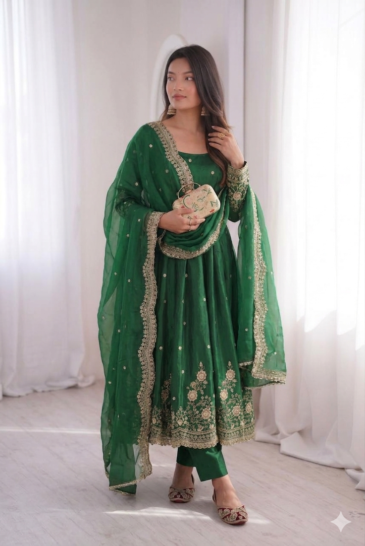 Womens new latest trendy elegant green  embroidered anarkali suit set with scalloped dupatta