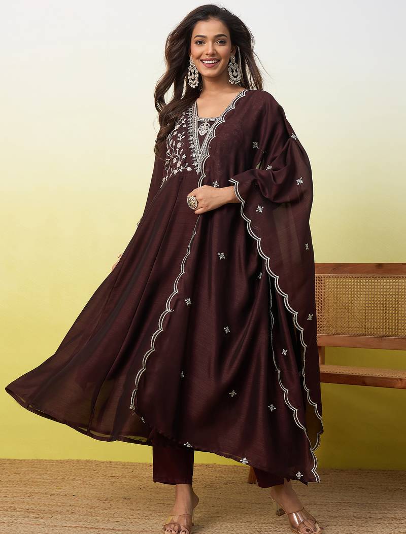 Brown women kurta pant dupatta set