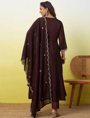 Brown women kurta pant dupatta set 2