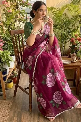 Wine Color flower prints and khatli border Work Silk Blend Saree