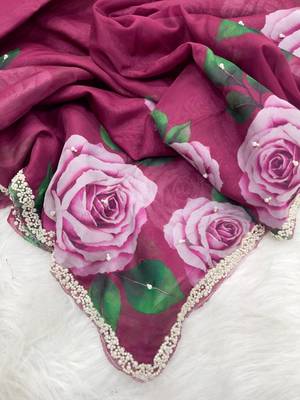 Wine Color flower prints and khatli border Work Silk Blend Saree 4