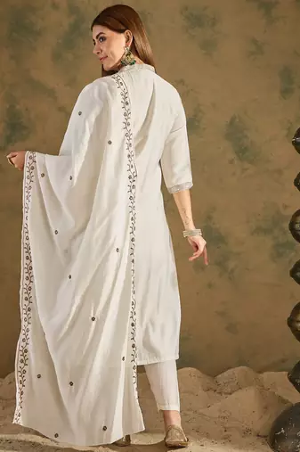 Floral embroidered silk blend v neck kurta trouser & dupatta set